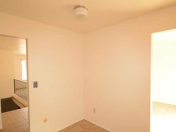 3rd image of 6738 Palace Dr