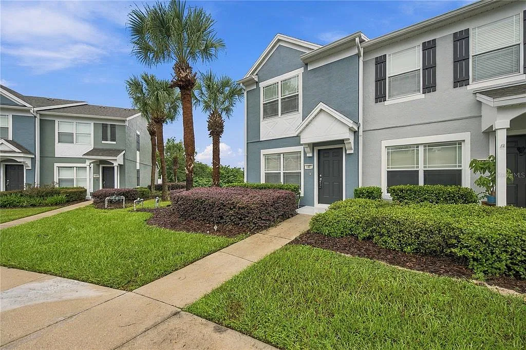 2 bed, 2.5 bath, 1161 sqft, $1,450 — Photo 2