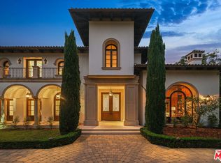 321 S Chadbourne Ave, Los Angeles, CA 90049