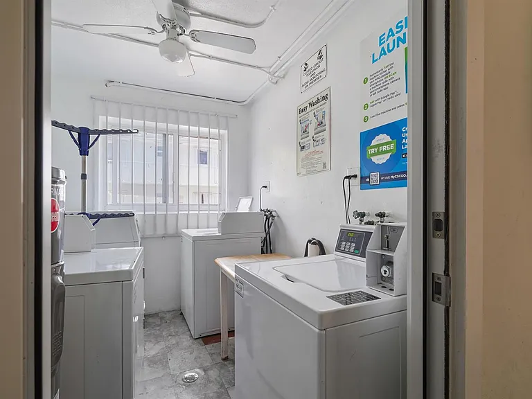 1857 Jefferson St #304 — Photo 15