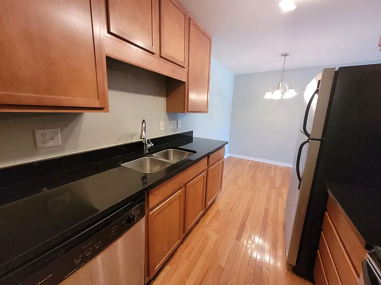 3150 Excelsior Blvd #305 — Photo 2