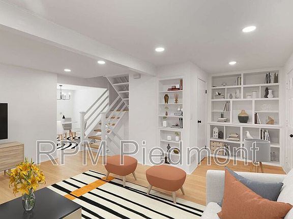3rd image of 2879 Royal Path Ct