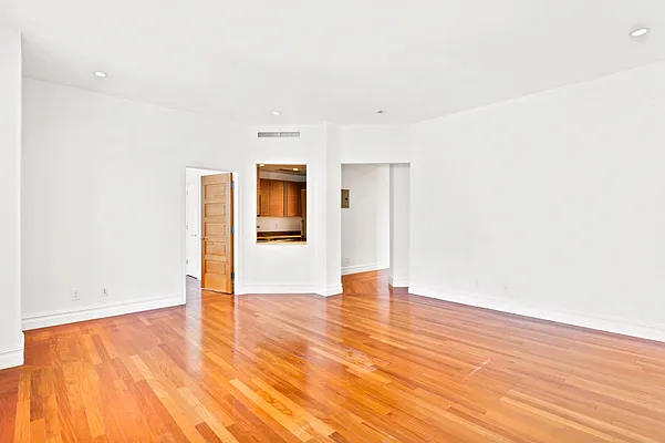 Rented by Keller Williams NYC | media 13