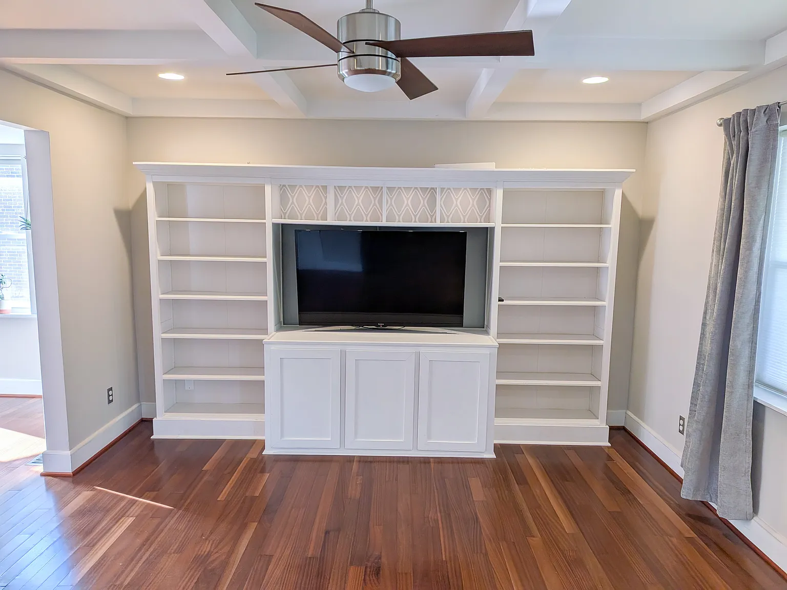 3 bed, 2050 sqft, $2,695 — Photo 4