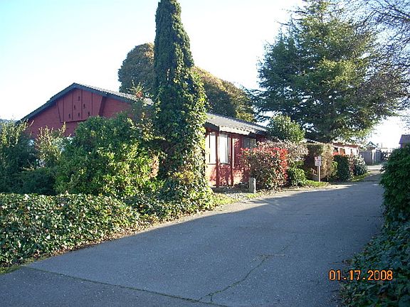2nd image of 2846-2866 Campton Heights Dr #2864