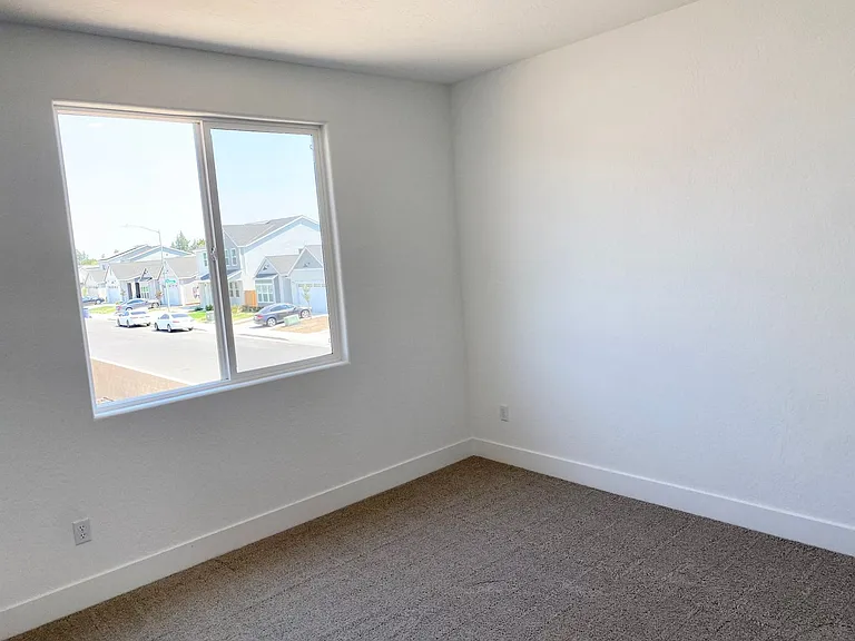 5817 E Truman Ave — Photo 15