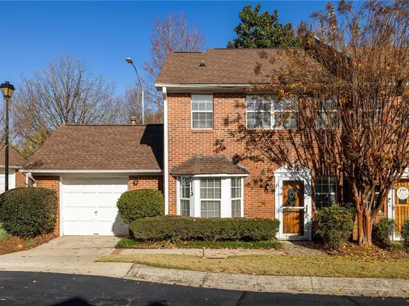 113 Mary Gay Ct, Decatur, GA 30030