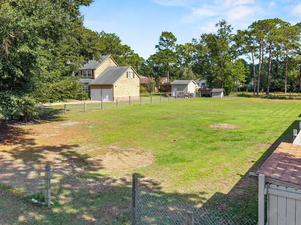 208 Hargrove Drive, Wilmington, NC 28411