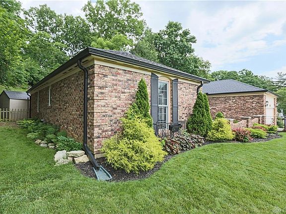 2nd image of 2860 Stauffer Dr
