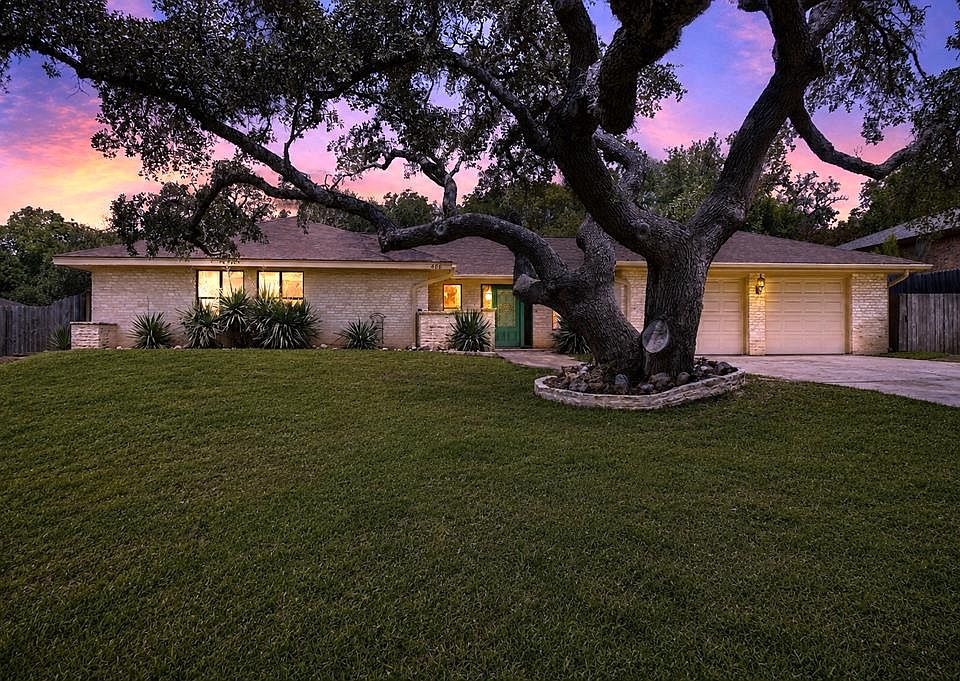 1st image of 406 Timber Ridge Dr