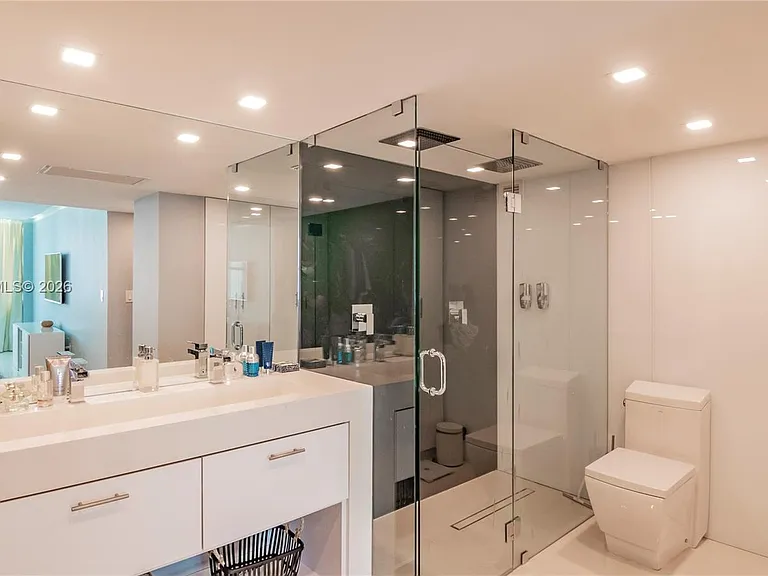5750 Collins Ave #7A — Photo 15