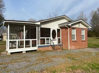 3224 Bates Dr, Rocky Face, GA