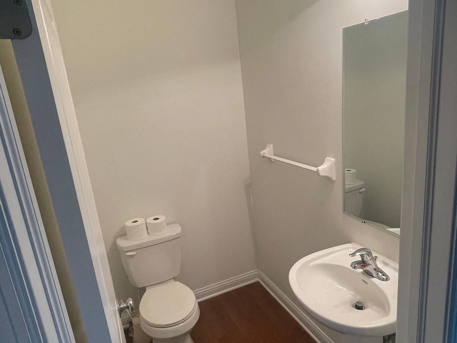 2 bed, 2.5 bath, 1792 sqft, $2,050 — Photo 4