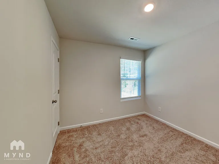 292 Barnsley Rd — Photo 14