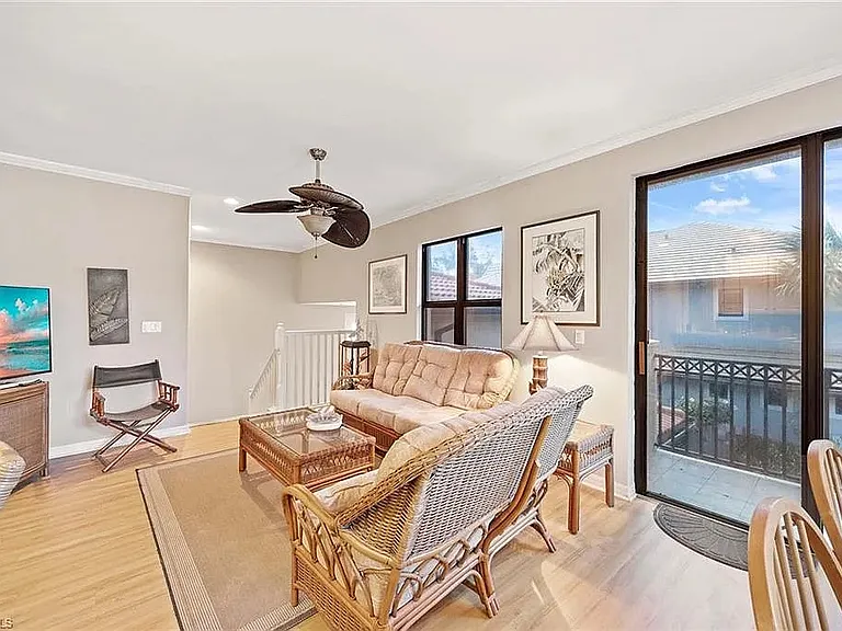 1379 Artesia Dr E #601 — Photo 8