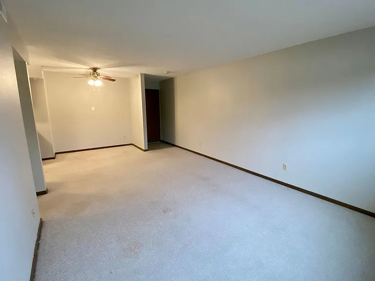 221 Cpl Roger Snedden Dr — Photo 2