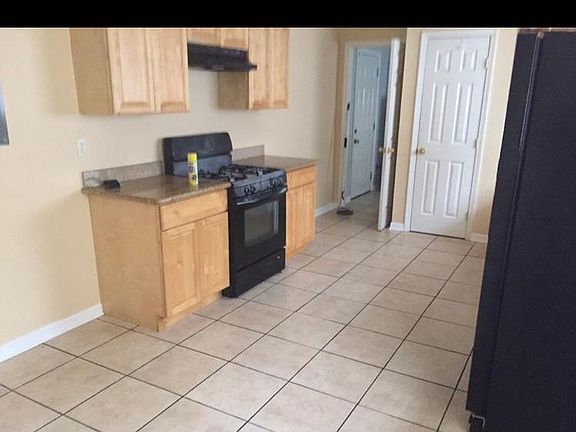 2nd image of 7723 W Laverne St