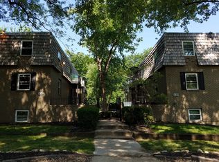 4142 Oak St APT 12, Kansas City, MO 64111