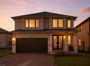 29 Roselawn Ave, Ancaster, ON L9G 0H9