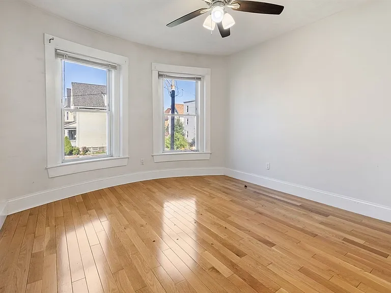 64 Florida St #2 — Photo 3