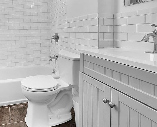 5th image of 121 W 72nd St APT 16D