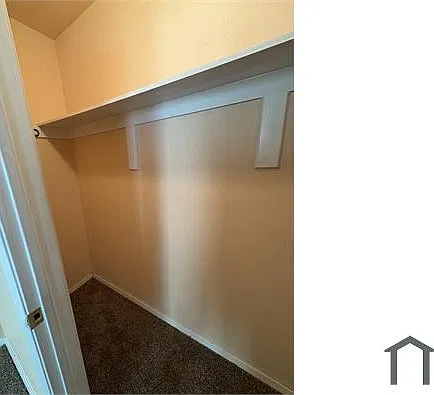 8013 Chesham Dr