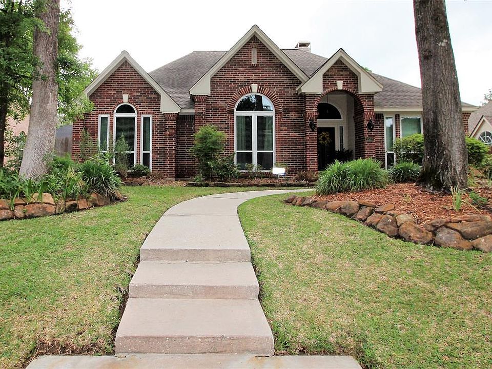 1st image of 3523 Spruce Park Cir