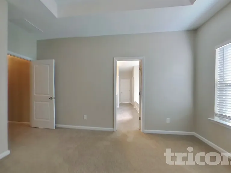 307 Arbor Cir — Photo 6