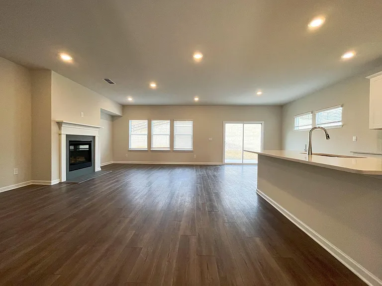 6003 Hickory Creek Ct — Photo 14