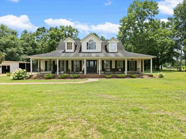 370 Parker Ln, Uriah, AL 36480