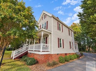 33 Ellsworth St, Martinsville, VA 24112