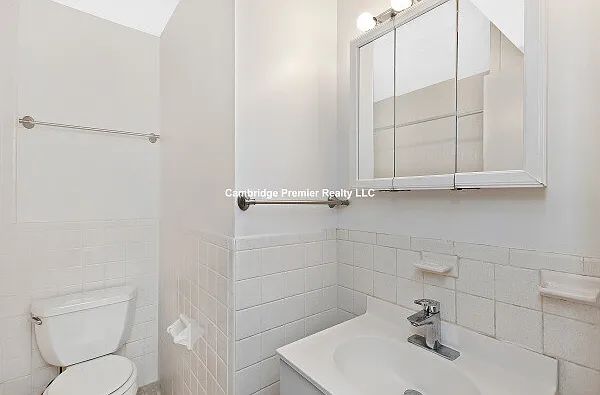 289 Harvard St #2 — Photo 14