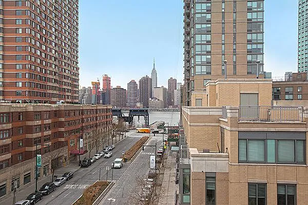 Rented by Nest Seekers International | media 29