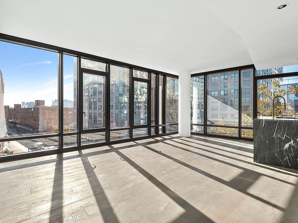 1st image of 429 Kent Ave #829