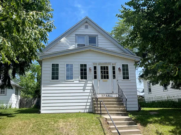 1566 S 56th St, Milwaukee, WI 53214