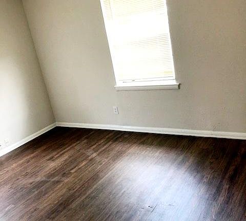 5th image of 765 Emberwood Dr