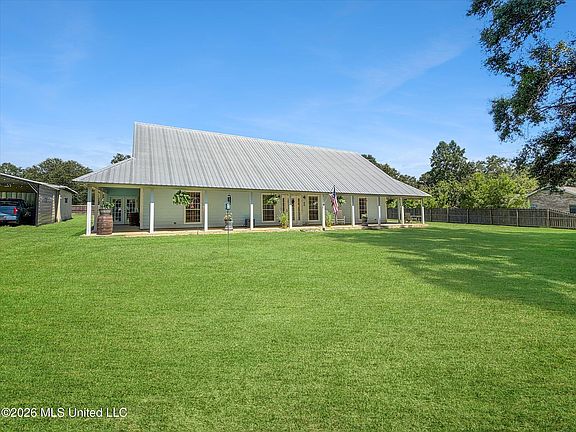 3rd image of 3506 Jerry Davis Rd