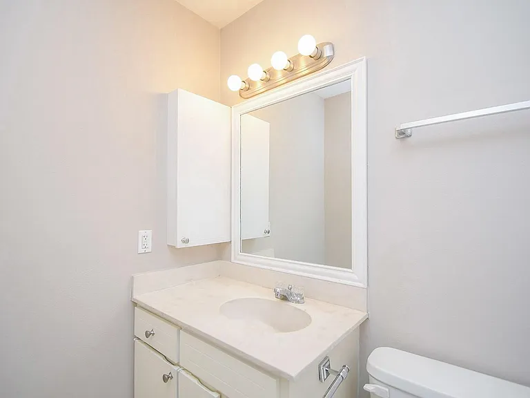 2585 Marilee Ln #2 — Photo 14