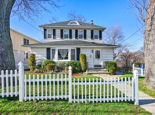 145 Wickes Ave, Yonkers, NY 10701