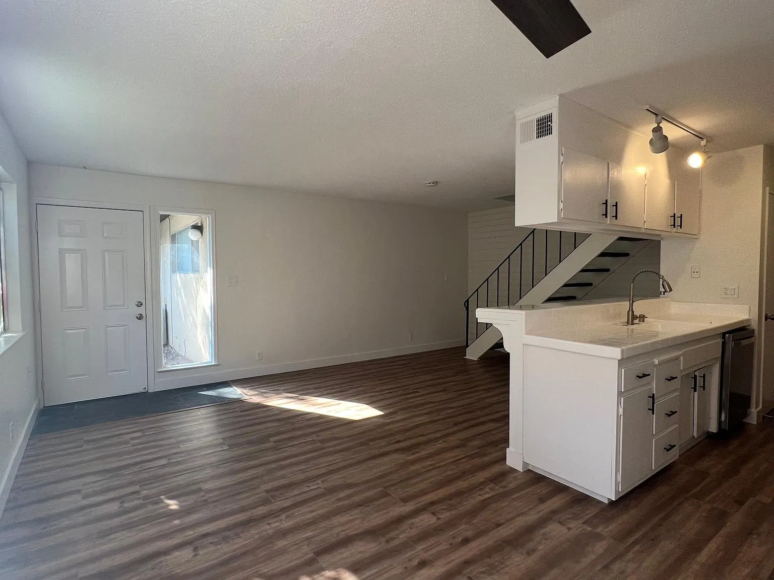 9067 Montoya St — Photo 1