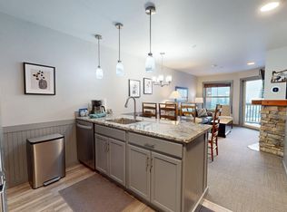 250/249 N 6175 Snowshoe Dr, Snowshoe, WV 26209