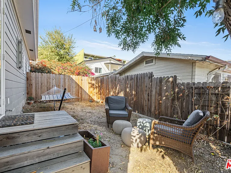 2275 Ewing St — Photo 15