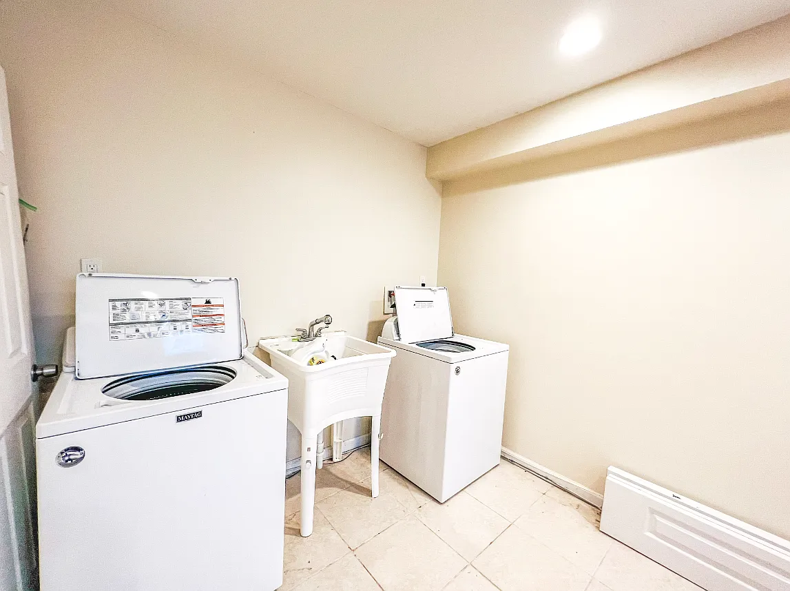 2 bed, 800 sqft, $1,180 — Photo 2