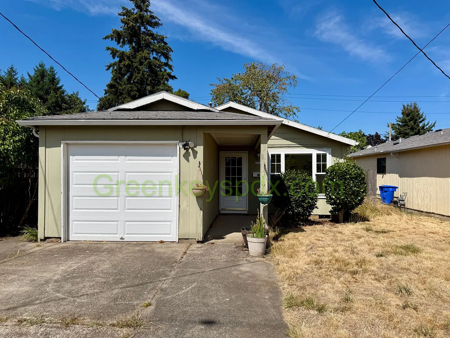 Charming 3-Bedroom, 1-Bath One-Level Home in Mount Scott Area of SE Portland — Photo 1