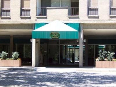 44 Washington St APT 607, Brookline, MA, 02445