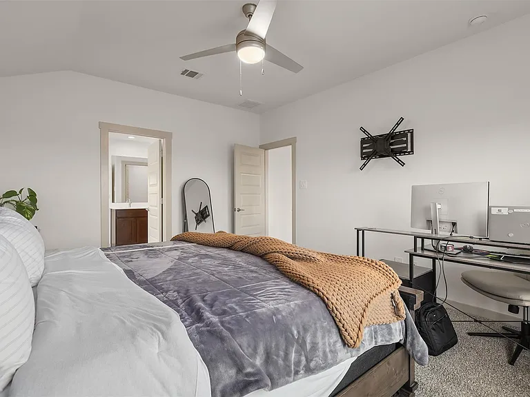 13517 Bonita Island Way — Photo 13