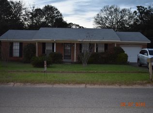 122 Walton Dr NE, Fort Walton Beach, FL 32548