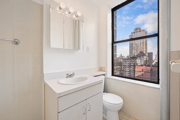 Rented by Living New York | media 43