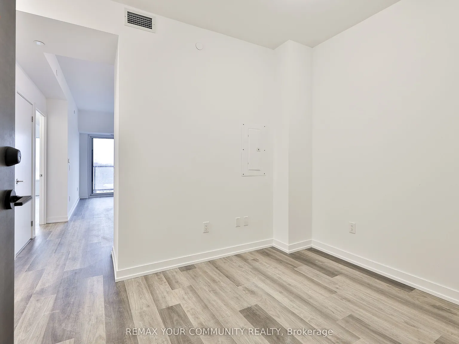 2 bed, $2,350 — Photo 3