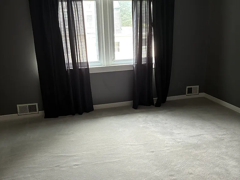1230 Thorn St #2 — Photo 9